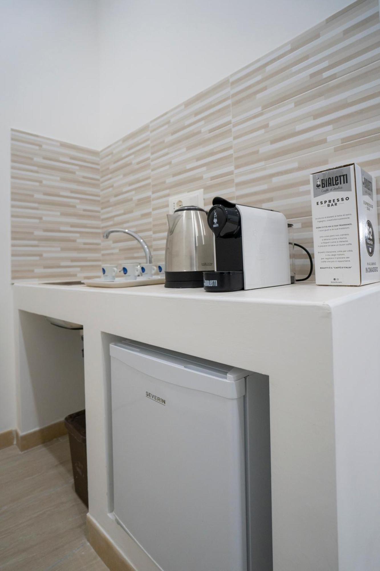 Saverio'S Apartment トロペーア エクステリア 写真