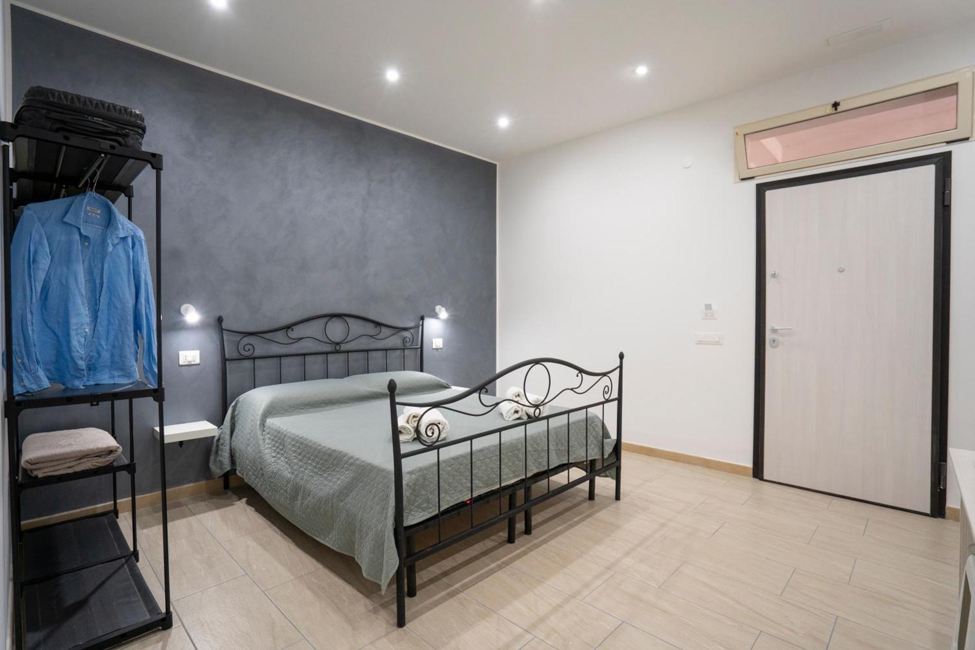 Saverio'S Apartment トロペーア エクステリア 写真